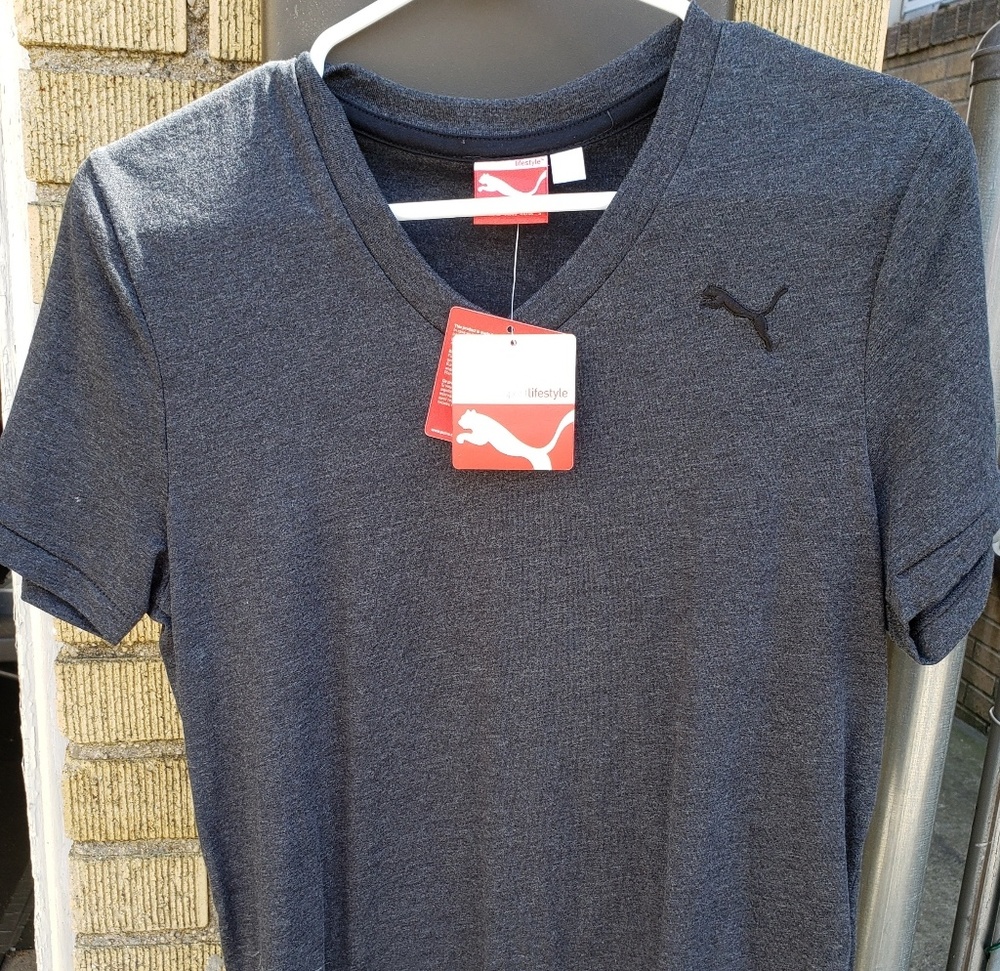 Puma Gray top